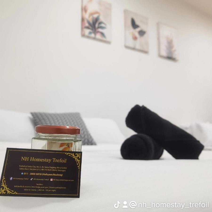 Alami Homestay Trefoil Kuala Selangor Exterior photo