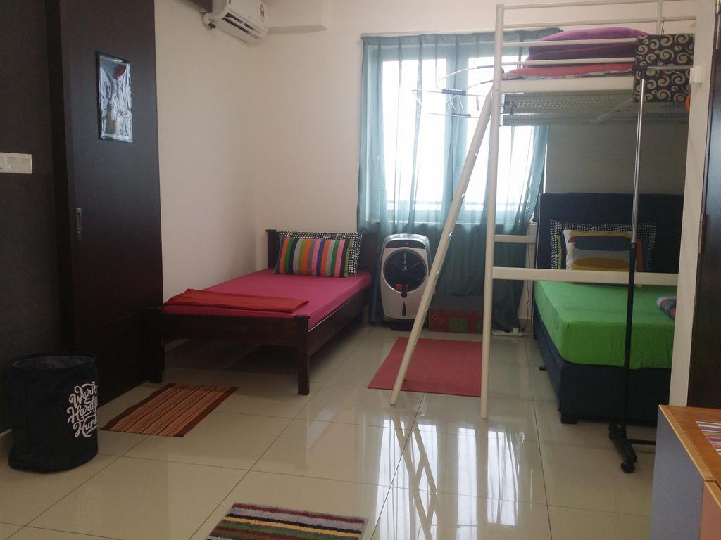 Alami Homestay Trefoil Kuala Selangor Exterior photo