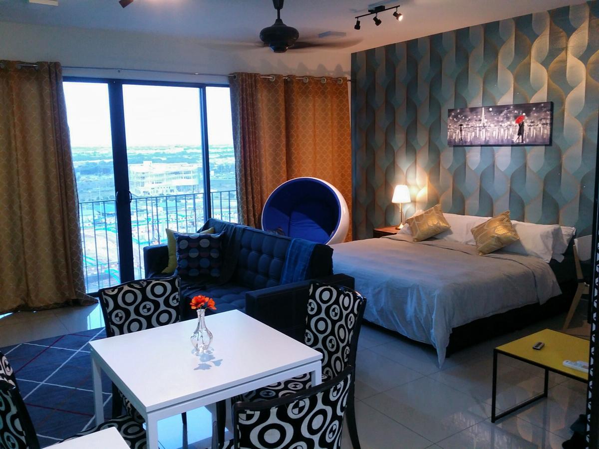 Alami Homestay Trefoil Kuala Selangor Exterior photo